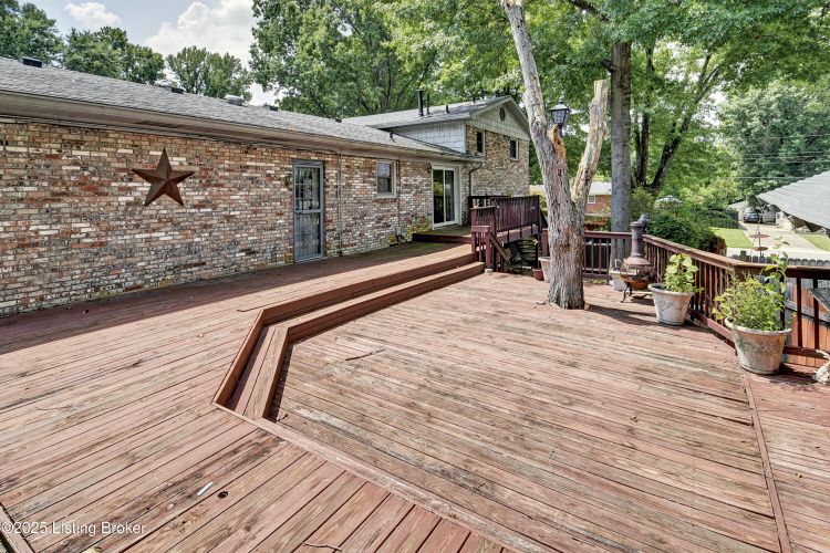 Listing Image 27