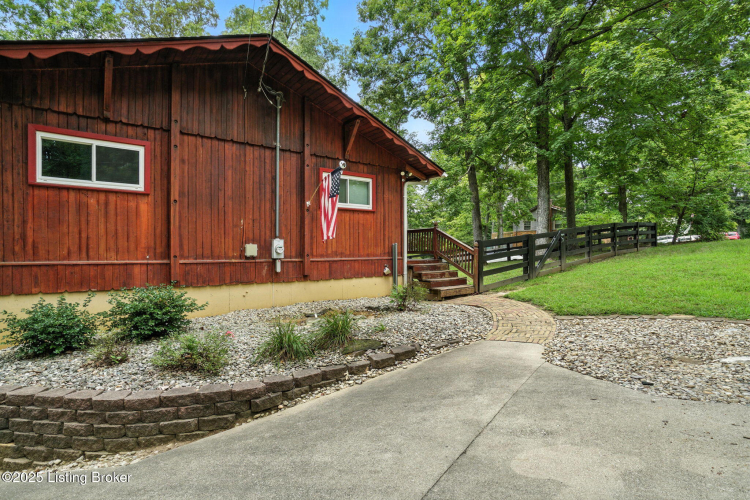 Listing Image 37