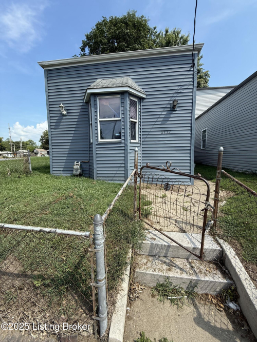Listing Image 15