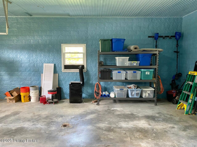 Listing Image 41