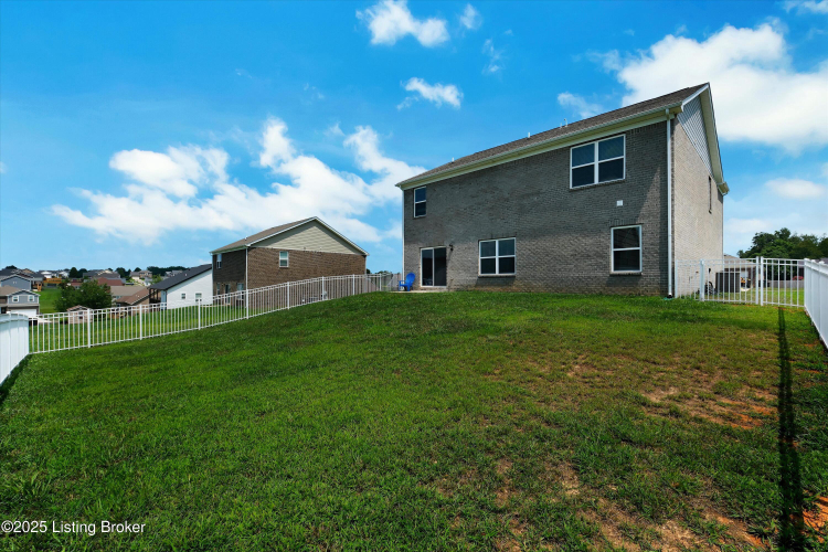 Listing Image 46