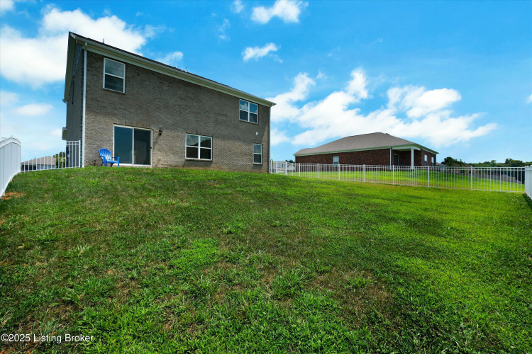 Listing Image 47
