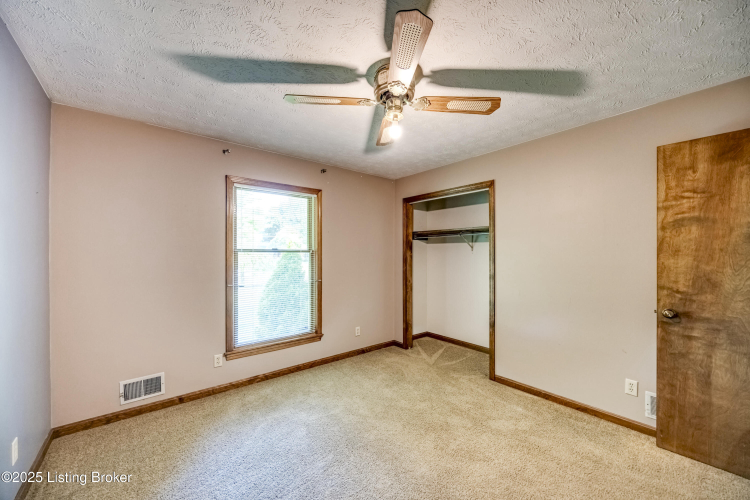 Listing Image 54