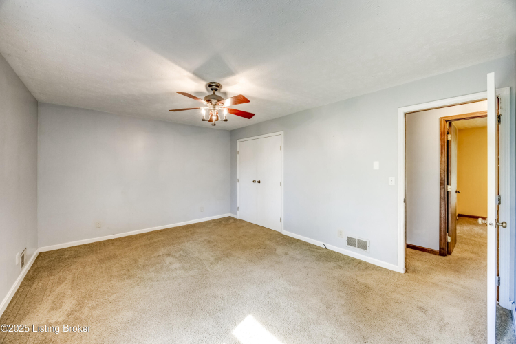 Listing Image 61