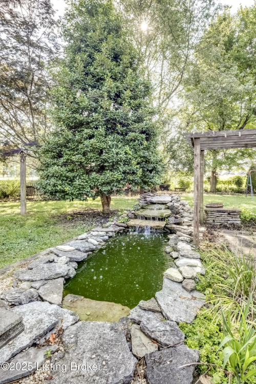 Listing Image 73