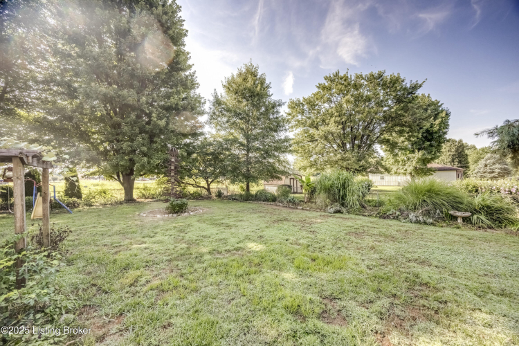 Listing Image 76