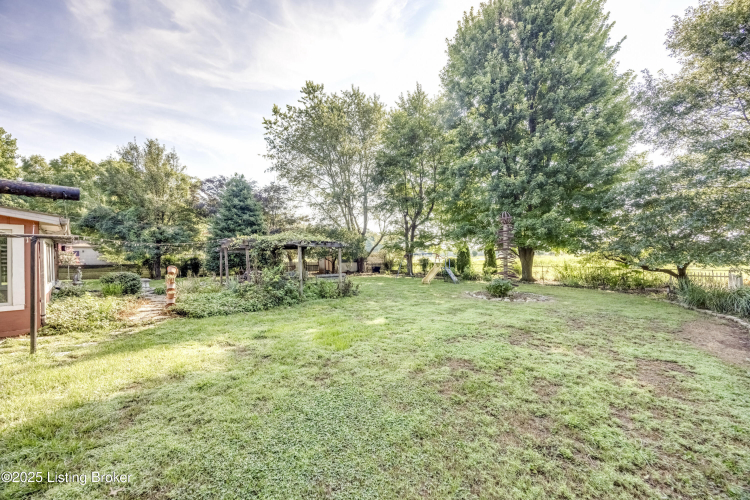 Listing Image 77