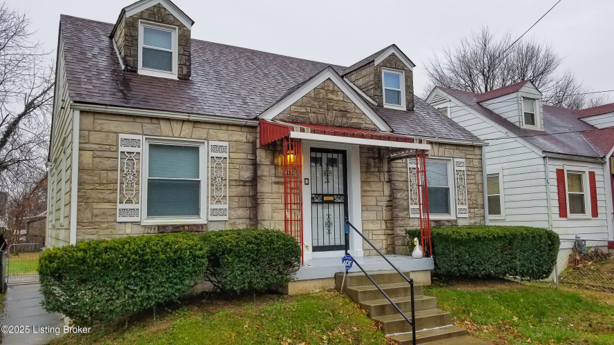 Listing Image 4