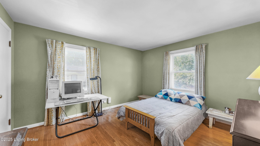Listing Image 20