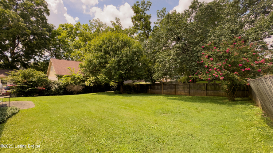 Listing Image 28