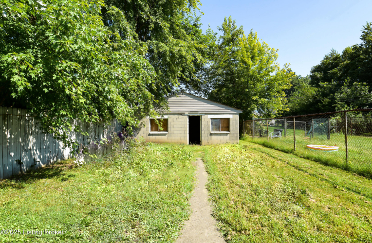 Listing Image 18