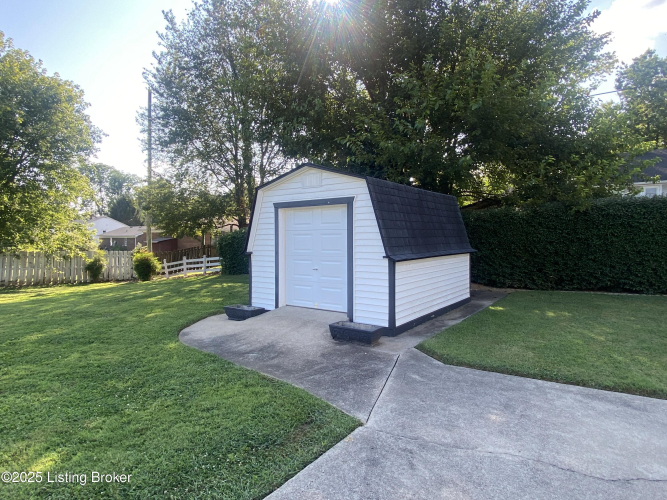 Listing Image 39