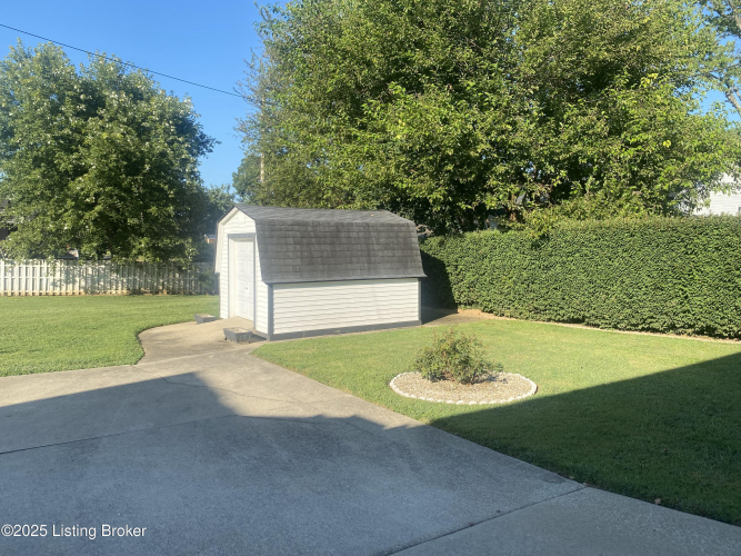 Listing Image 40