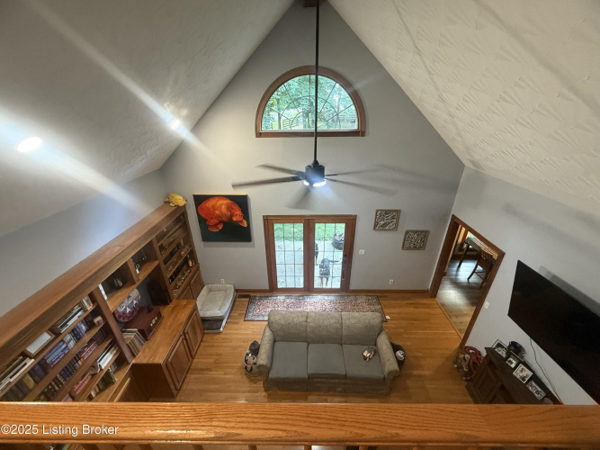 Listing Image 21