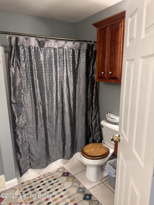 Listing Image 32