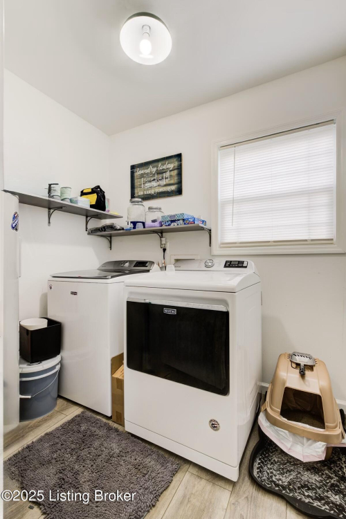 Listing Image 13