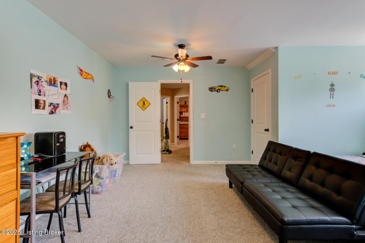 Listing Image 24