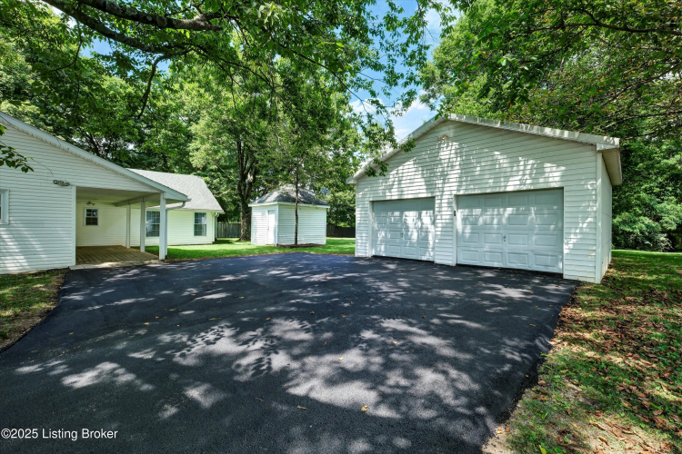 Listing Image 33