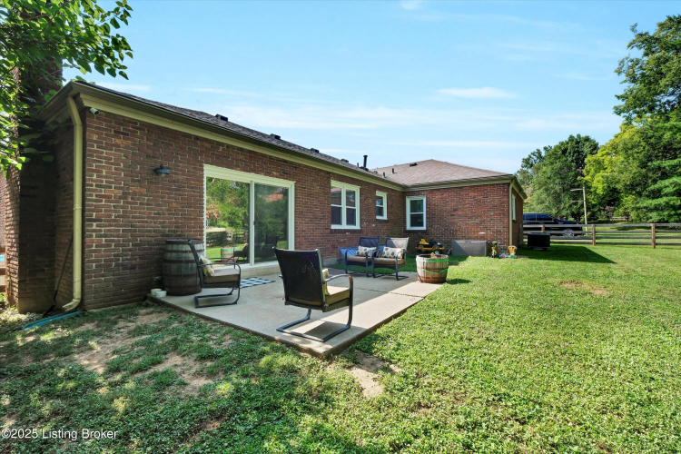 Listing Image 40