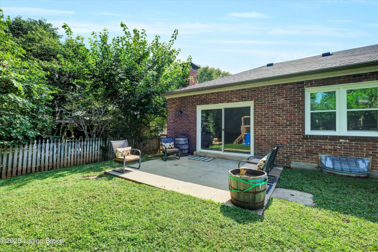 Listing Image 41