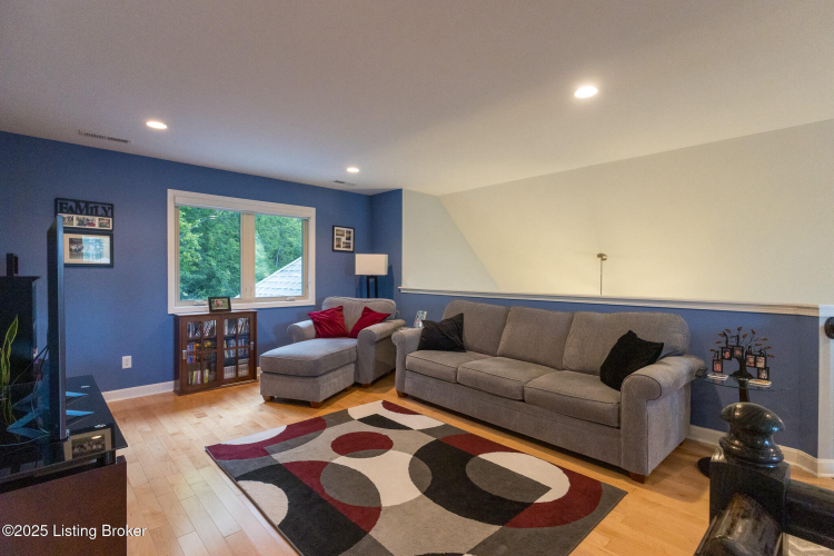 Listing Image 55