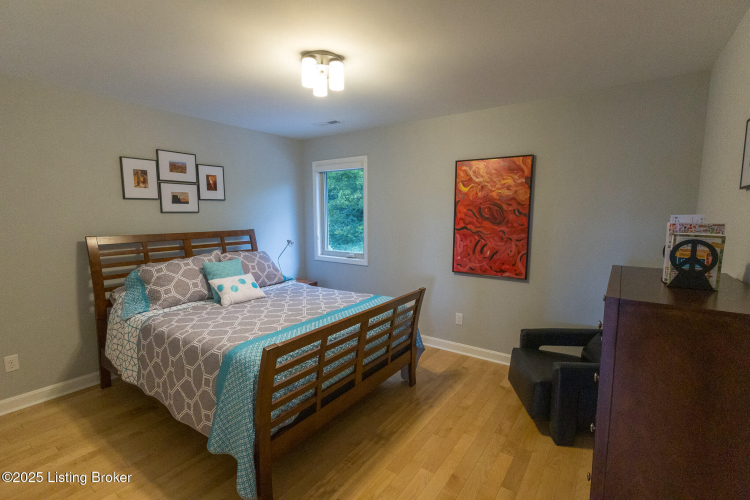 Listing Image 65