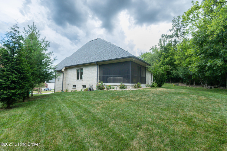 Listing Image 81