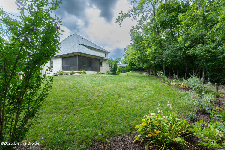 Listing Image 82