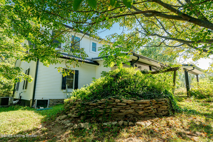 Listing Image 61