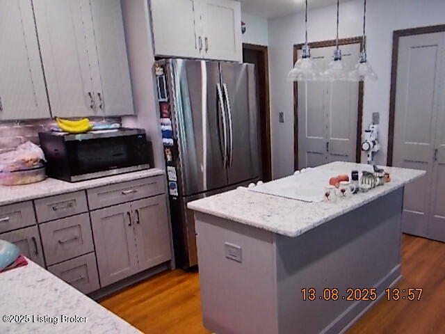Listing Image 15