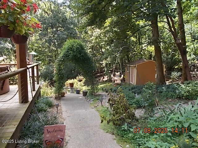 Listing Image 8