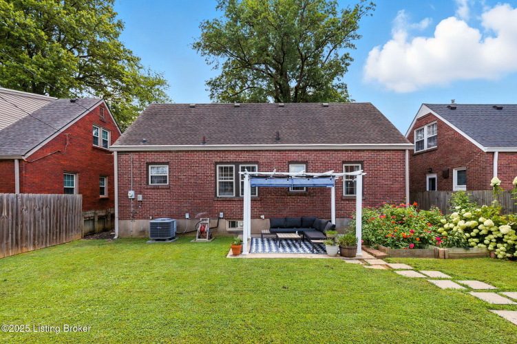 Listing Image 53