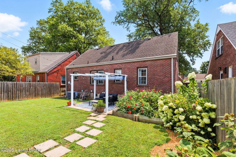 Listing Image 54