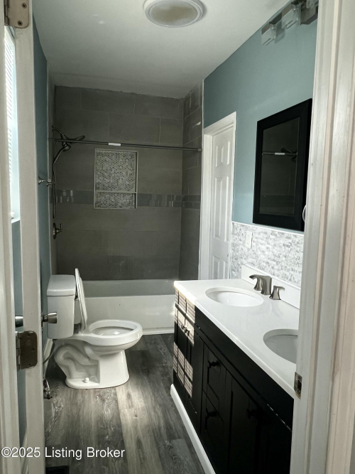 Listing Image 12