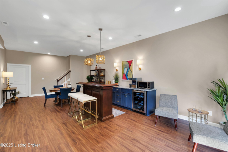 Listing Image 55