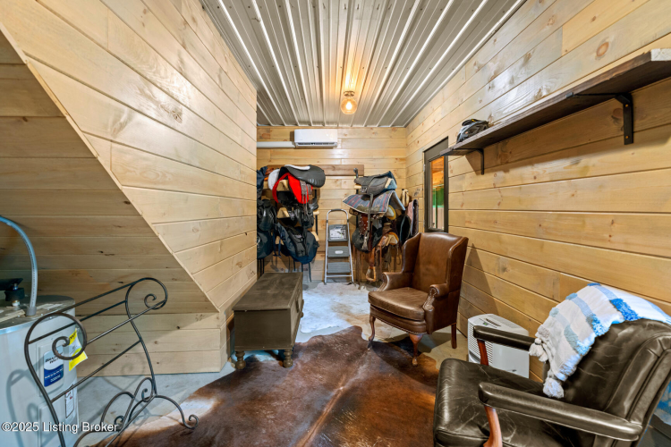 Listing Image 39