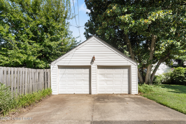Listing Image 38
