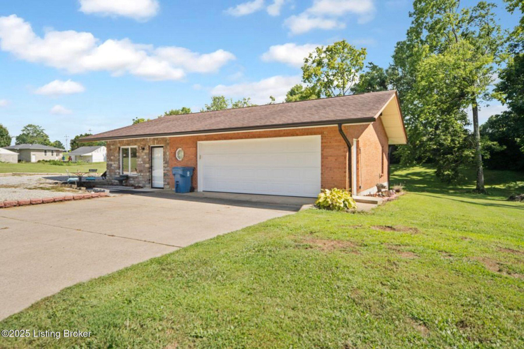 Listing Image 58