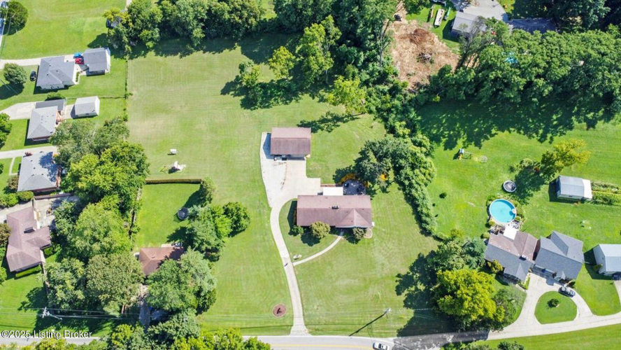 Listing Image 79