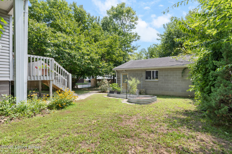 Listing Image 38