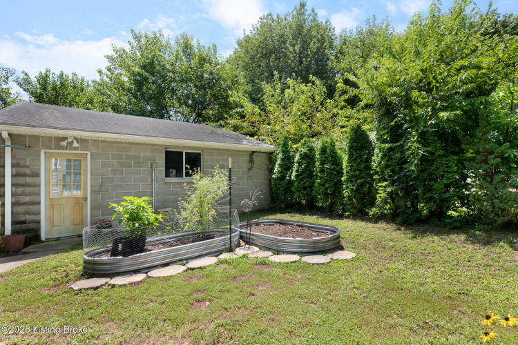 Listing Image 39