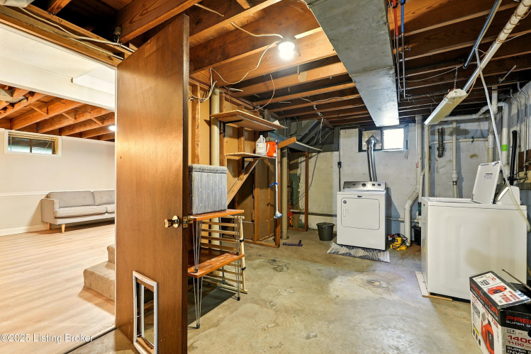 Listing Image 39