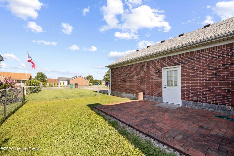 Listing Image 29