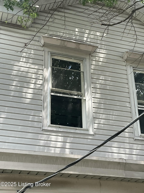 Listing Image 32