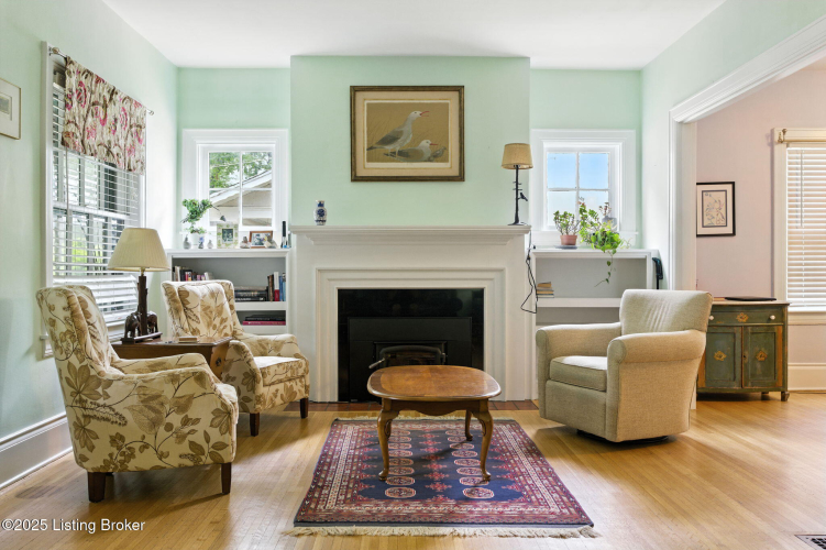 Listing Image 14