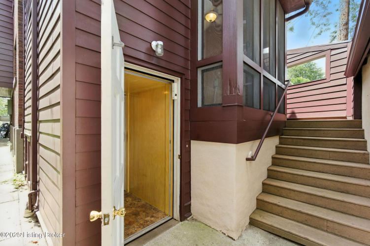 Listing Image 29
