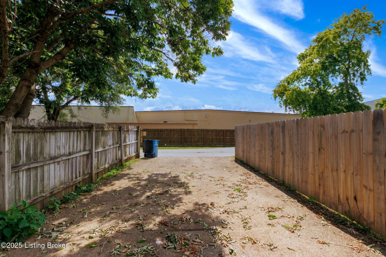 Listing Image 34