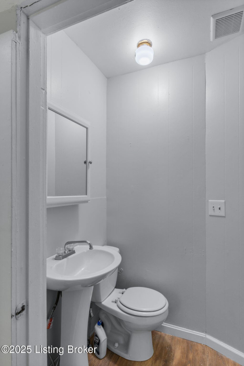 Listing Image 23