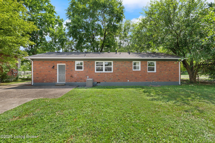 Listing Image 32