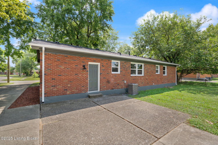 Listing Image 35